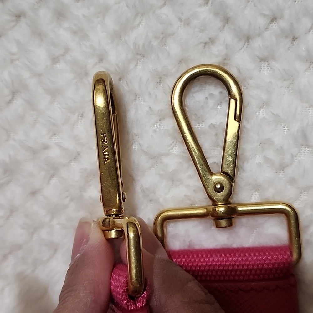 Prada canapa - Picture 16 of 16